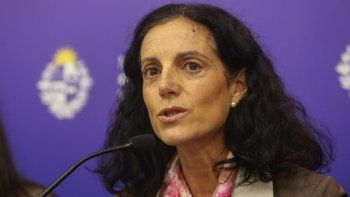 Azucena Arbeleche quedó en offside