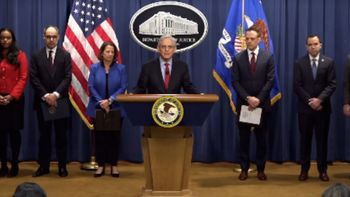 Gobierno de Estados Unidos demanda a Apple por crear un monopolio