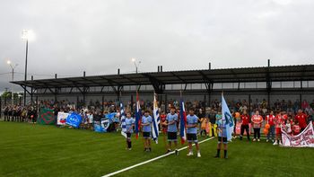 Un estadio nacido de un sueño colectivo ilumina el futuro del baby fútbol en Rivera