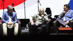 altText(José Mujica vuelve al ruedo: una gira de militancia en apoyo a Yamandú Orsi)}