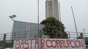 FFOSE para y ocupa locales por incumplimiento de acuerdos.