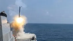 altText(Irán intensifica ofensiva estratégica contra instalaciones clave en Israel y advierte sobre represalias)}