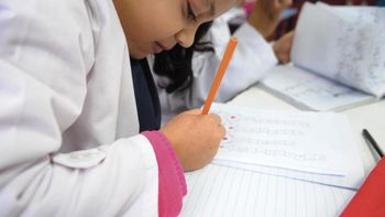 Zonal Aguada del Pit Cnt recolecta útiles escolares