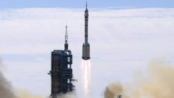 altText(Regresó a la Tierra la nave espacial china Shenzhou-14 )}