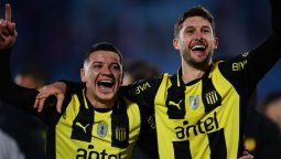 altText(Se fue de Peñarol uno de los volantes aurinegros)}