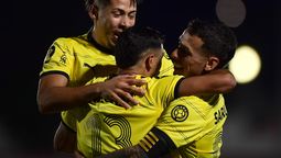 altText(¿Qué dejó la octava del Apertura? Un único líder y lucha feroz por el descenso)}