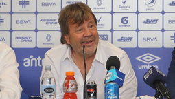 altText(Nacional se bajó del período de pases)}