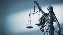 altText(Presiones del sistema político: La denuncia de los fiscales)}