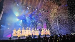 altText(Avalancha de candidatos en el Teatro de Verano)}