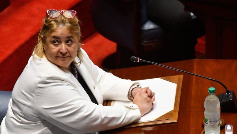 LA INTERPELACIÓN QUE DEJÓ MAL PARADO A GARCÍA Y AL GOBIERNO DE LACALLE POU