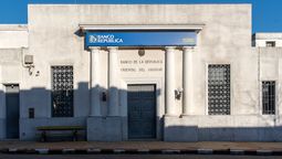 altText(AEBU capacita para concurso del BROU)}