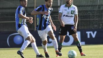 Cerro Largo perdió con Wanderers y Racing con Liverpool
