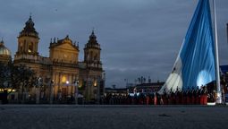 altText(Cruce diplomático entre Argentina y Guatemala por elecciones)}
