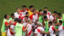 altText(Sorpresa y media, Perú finalista de la Copa América)}