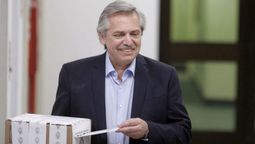 altText(Reunión Vázquez-Fernández fue pedida por el presidente electo de Argentina)}