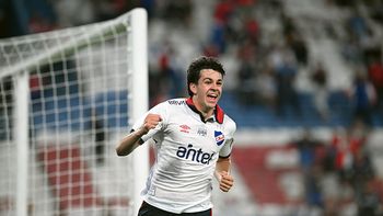Pablo Peirano colocaría a Gonzalo Petit de titular ante Cerro.
