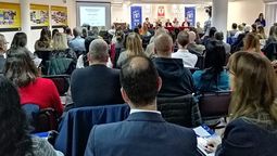 altText(Referentes económicos de varios partidos se reunirán en octubre)}