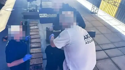 altText(Descubren 16 kg de cocaína en camión que cruzaba a Salto desde Concordia)}