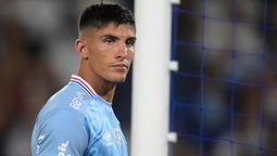 altText(Rochet en la puerta de embarque)}