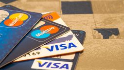 altText(Las tarjetas VISA y Mastercard dejan de operar en Cuba)}