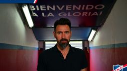 altText(Domínguez asumió como nuevo DT de Nacional)}