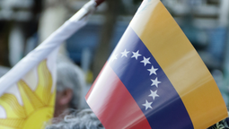 altText(Campaña solidaria en Uruguay para ayudar a víctimas de terremotos en Venezuela)}