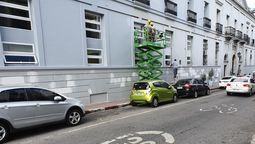 altText(Balacera en la puerta del Hospital Maciel: Policía busca a los autores de los disparos)}