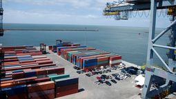 altText(Trabajadores portuarios suspenden medidas por 48 horas)}