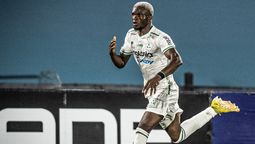 altText(Nacional juega fuerte por el nigeriano Ebere)}