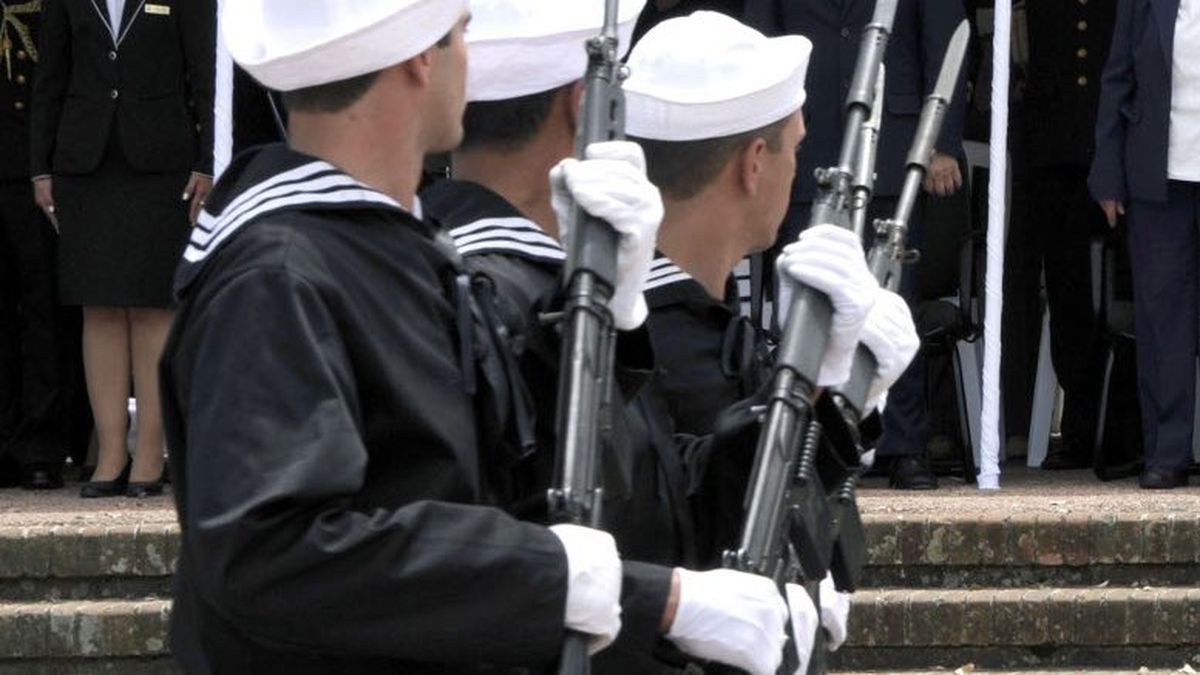“Comentarios desafortunados” habrían causado la sanción a jefe de la Armada