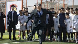 altText(El gol de Orsi y su agradecimiento a China por apoyar al deporte uruguayo)}