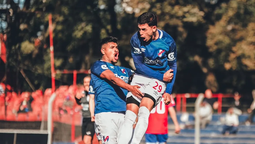 altText(Artigas quedó como el único líder de la Primera Amateur)}