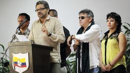 altText(En Colombia vuelve la guerra que nunca se fue)}