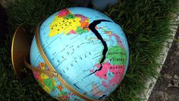 altText(Informe revela un retroceso humano global)}