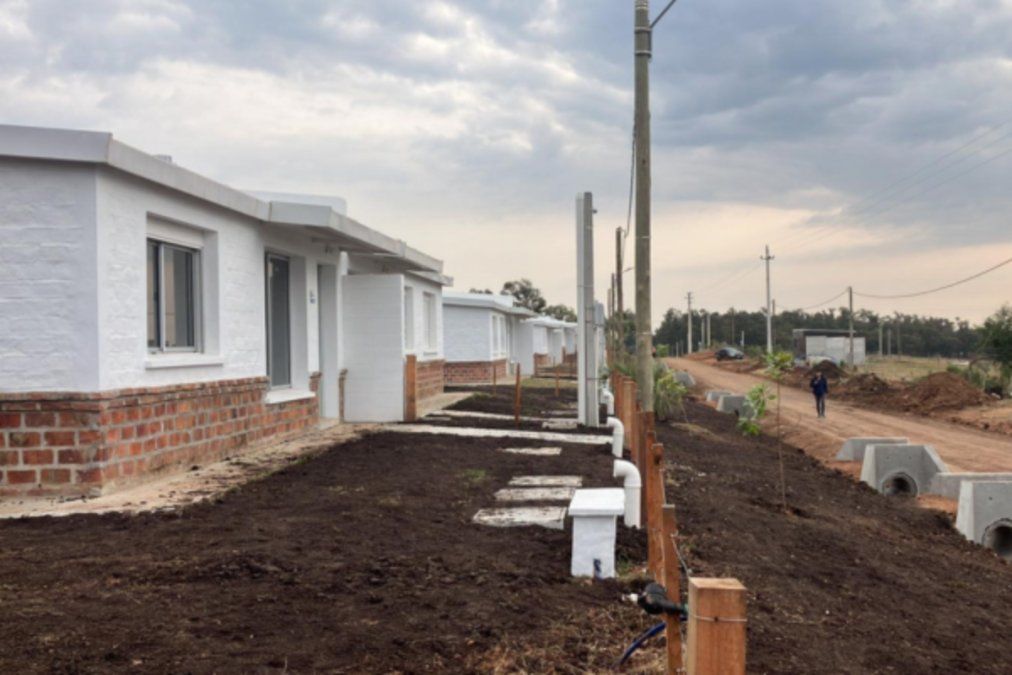 Un nuevo horizonte: el compromiso con la vivienda rural en Uruguay.