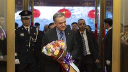 altText(Yamandú Orsi será recibido este martes por el presidente de China, Xi Jinping)}