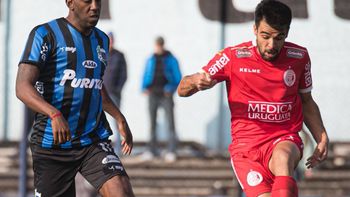 Nacional sigue primero y Liverpool le pisa los talones