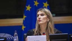 altText(¿Por qué arrestaron a vicepresidenta del Parlamento Europeo?)}