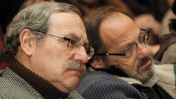 altText(Ricardo Ehrlich: “Que el Frente Amplio no se despegue de la sociedad”)}
