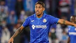 altText(Peñarol pone los ojos en un lateral con pasado Celeste)}