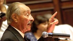 altText(Frenteamplistas recuerdan el 105 aniversario del natalicio de Seregni)}