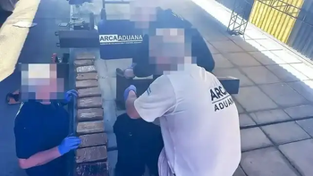 Descubren 16 kg de cocaína en camión que cruzaba a Salto desde Concordia