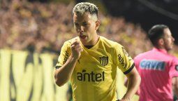 altText(En Peñarol analizan realizar una colecta para retener a Leo Fernández)}