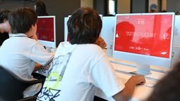 altText(TUMO Uruguay inició sus clases con más de 1.000 estudiantes en su primer centro educativo)}