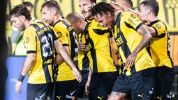 altText(Ya juegan Peñarol y Racing en el Centenario)}