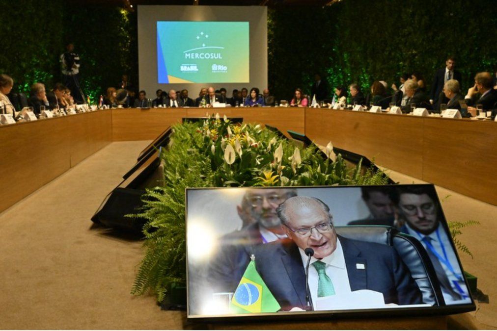 Mercosur: está en marcha la Cumbre de Jefes de Estado.