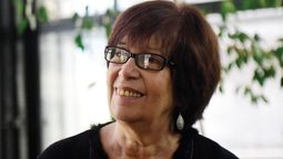 altText(Arismendi: “De jóvenes, Angela Davis era todo lo que uno quería ser como ser humano”)}