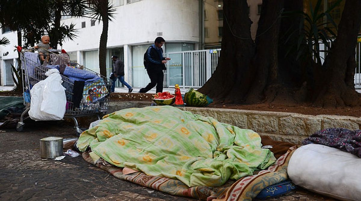 Aumentó considerablemente el número de personas en situación de calle en Brasil.  