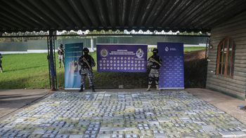 400 kilos de cocaína fueron tirados desde una avioneta