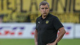 altText(Peñarol: uno de los preferidos de Aguirre fue sancionado y no juega más en el Apertura)}